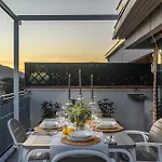 The Sunwall Loft *